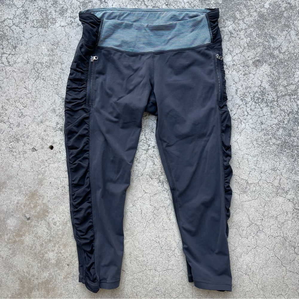 lululemon athletica Black & Heathered Gray Ruched Side Pocket Leggings